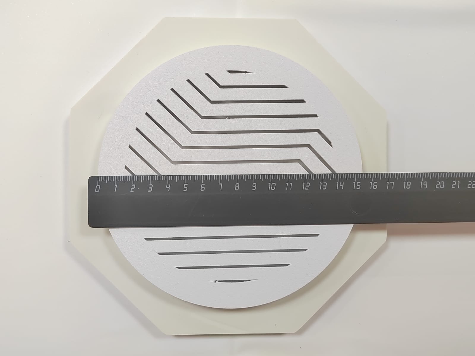 Вентиляционная решетка белая круг 155 мм Магнитная